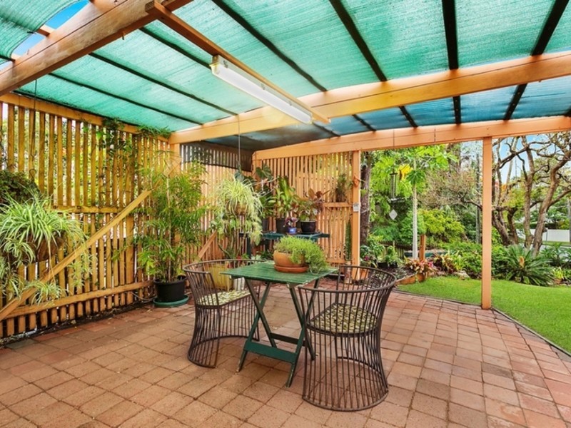 4 Pictavia Street, Toowong QLD 4066