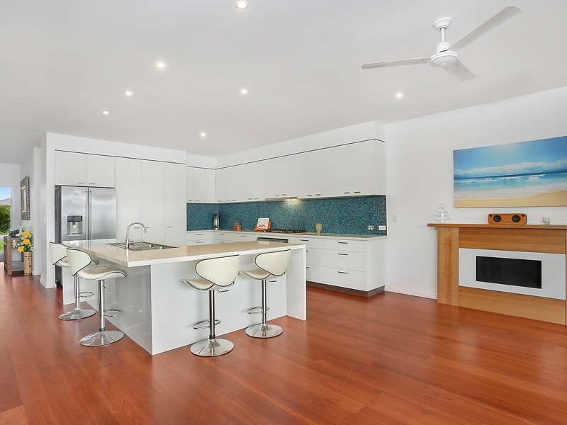 27 Paperbark Circuit, Moggill QLD 4070