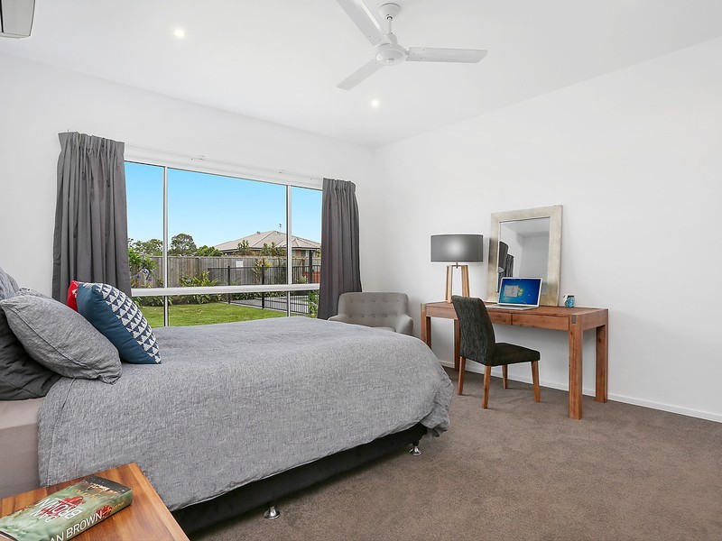 27 Paperbark Circuit, Moggill QLD 4070