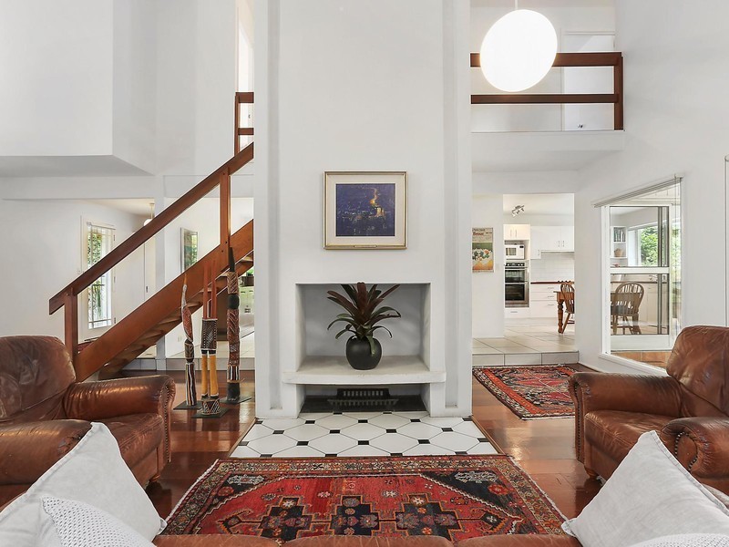 20 Crestview Street, Kenmore QLD 4069