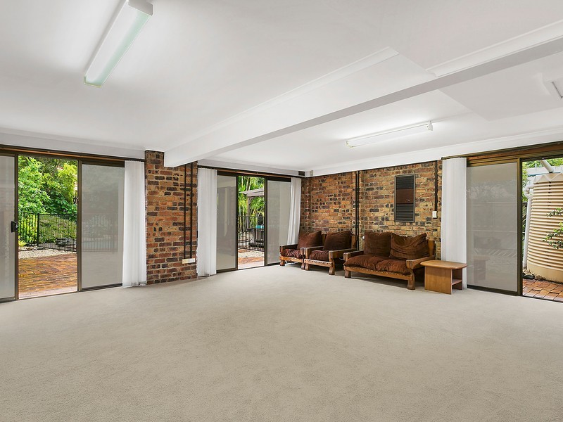 34 Broadmoor Street, Kenmore Hills QLD 4069