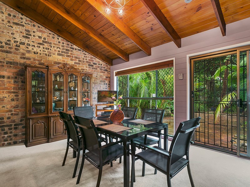 34 Broadmoor Street, Kenmore Hills QLD 4069