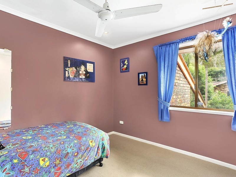 34 Broadmoor Street, Kenmore Hills QLD 4069