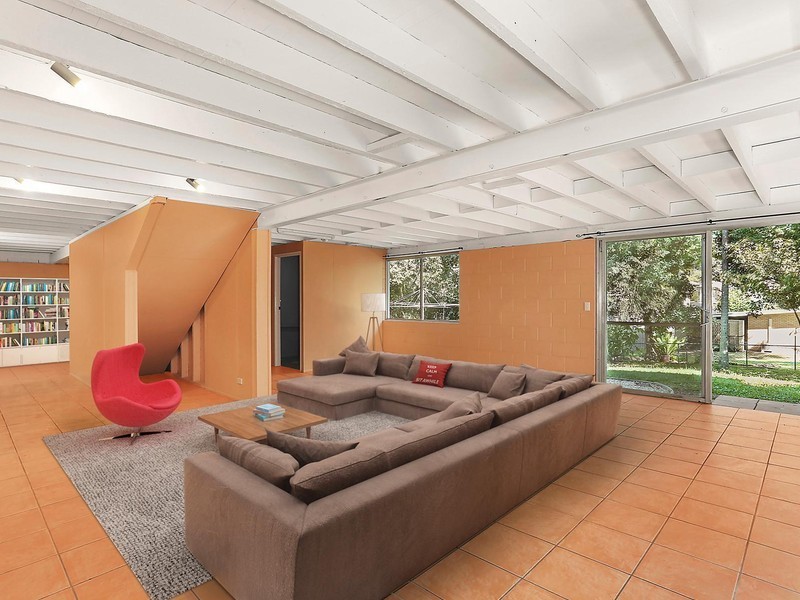 19 Harefield Street, Indooroopilly QLD 4068