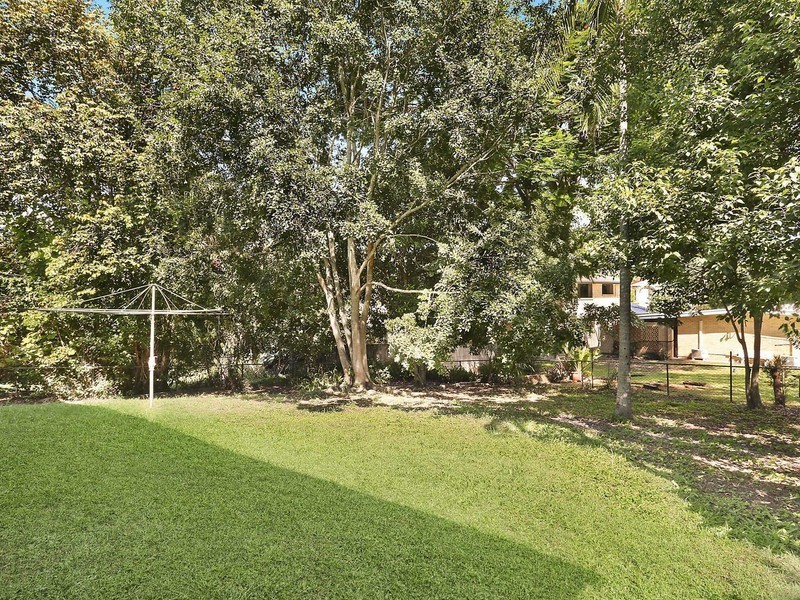 19 Harefield Street, Indooroopilly QLD 4068