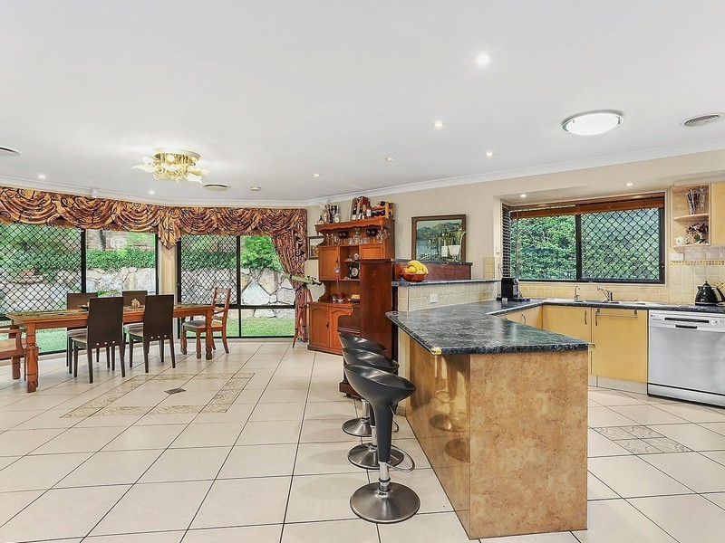 1 Brooklands Circuit, Forest Lake QLD 4078