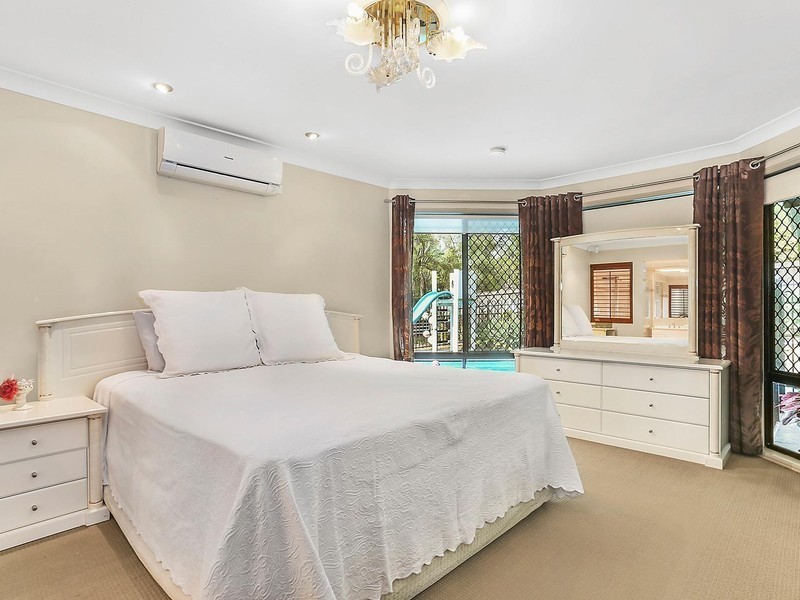 1 Brooklands Circuit, Forest Lake QLD 4078