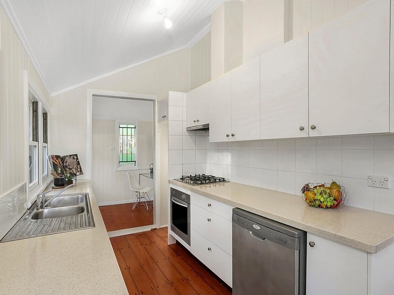 42 Bent Street, Toowong QLD 4066