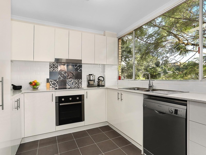 4/9 Elizabeth Street, Toowong QLD 4066