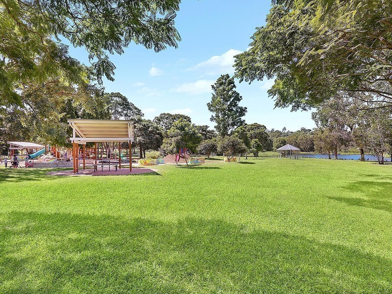 81 Botticelli Street, Fig Tree Pocket QLD 4069