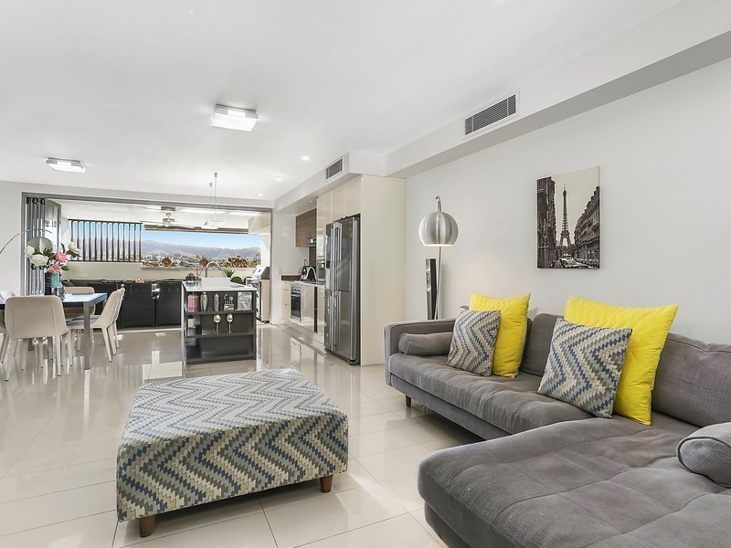 7/157 Gailey Road, St Lucia QLD 4067