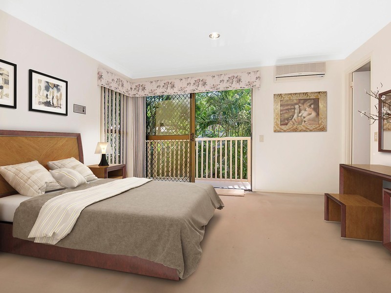 29 Sleaford Street, Chapel Hill QLD 4069