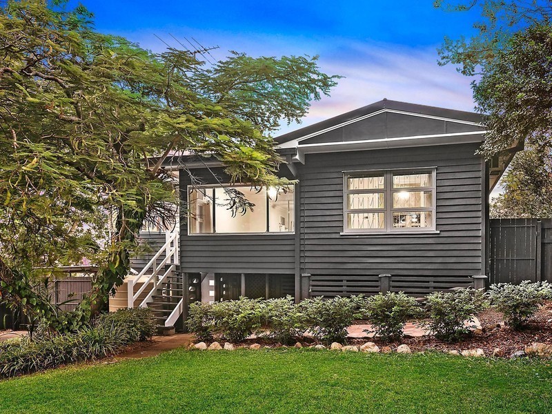 43 Coverdale Street, Indooroopilly QLD 4068