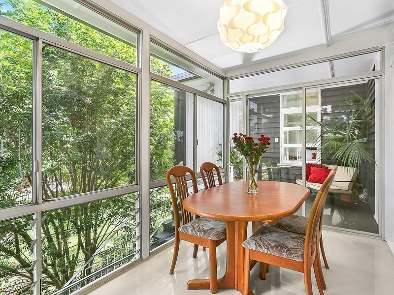 43 Coverdale Street, Indooroopilly QLD 4068