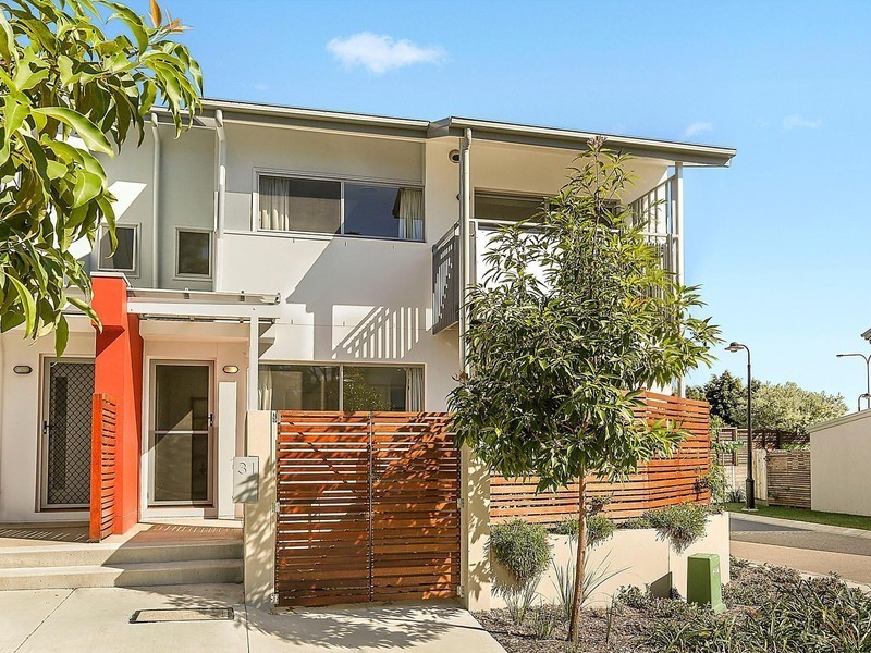 31 Tall Woods Court, Brookwater QLD 4300