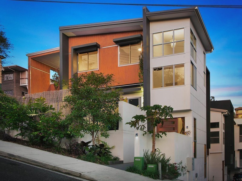 6 Sankey Street, Highgate Hill QLD 4101