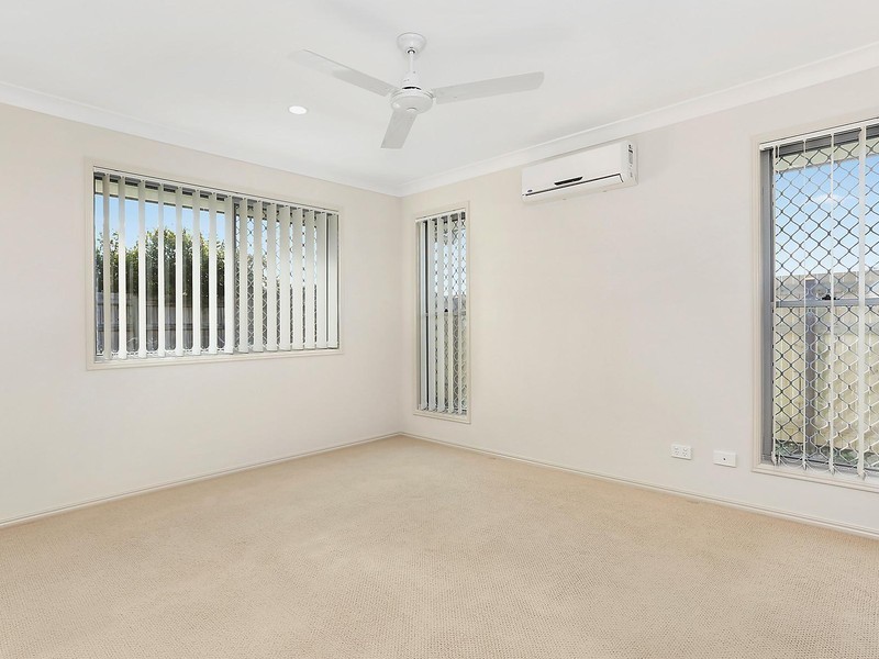 32 Creekside Crescent, Jimboomba QLD 4280