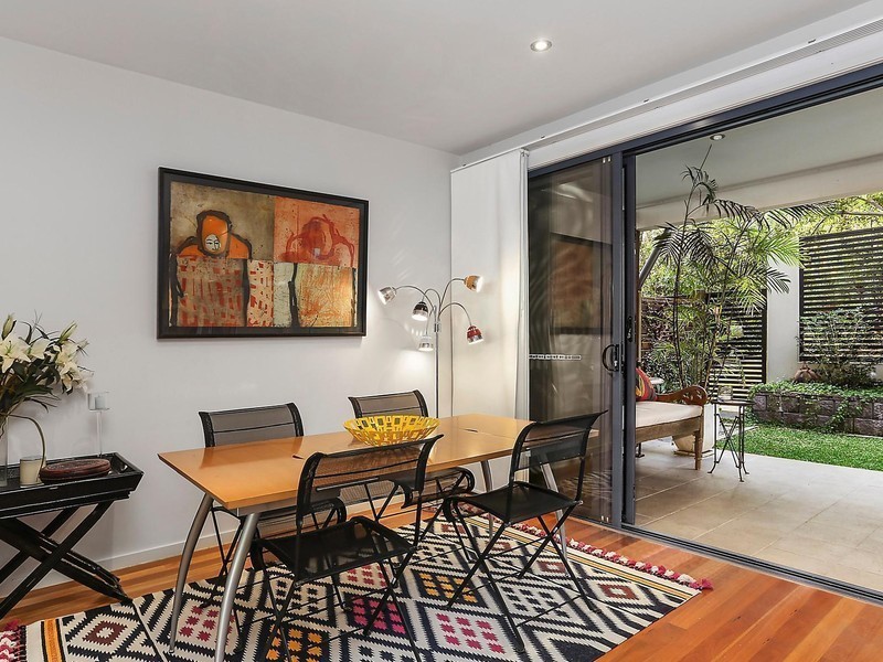 9/111 Elizabeth Street, Toowong QLD 4066