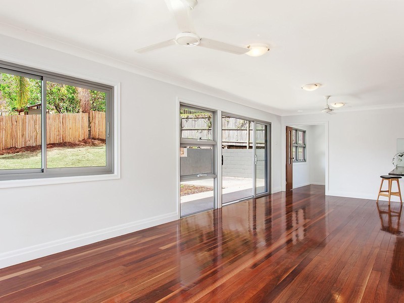 20 Saunders Street, Indooroopilly QLD 4068