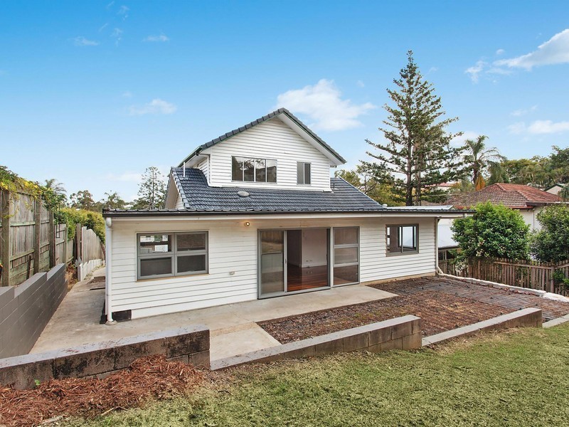 20 Saunders Street, Indooroopilly QLD 4068