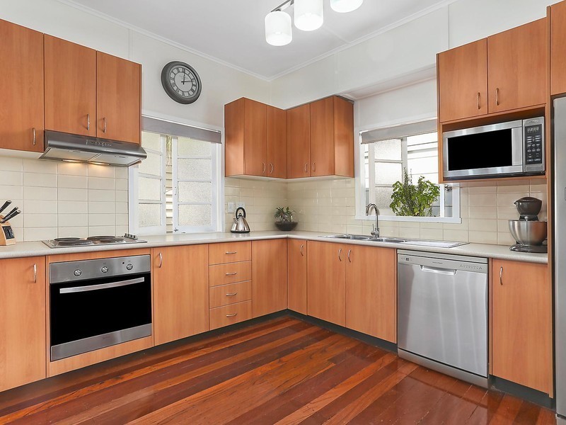 16 Victoria Street, Ashgrove QLD 4060