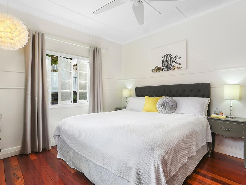 16 Victoria Street, Ashgrove QLD 4060