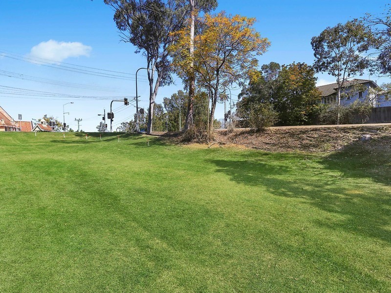 1 Wessex Lane, Ashgrove QLD 4060