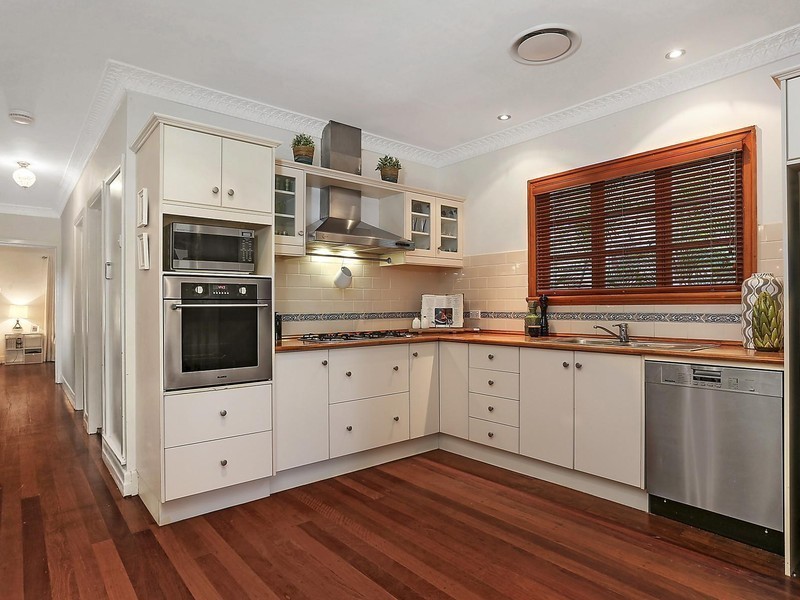 52 Gower Street, Toowong QLD 4066