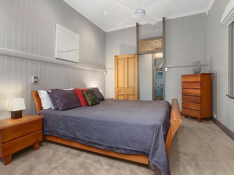 66 Elizabeth Street, Toowong QLD 4066