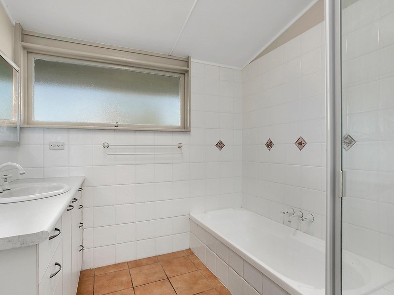 31 Quentin Street, Chapel Hill QLD 4069