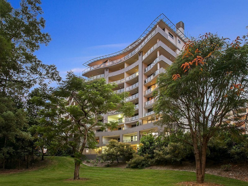 409/21 Patrick Lane, Toowong QLD 4066