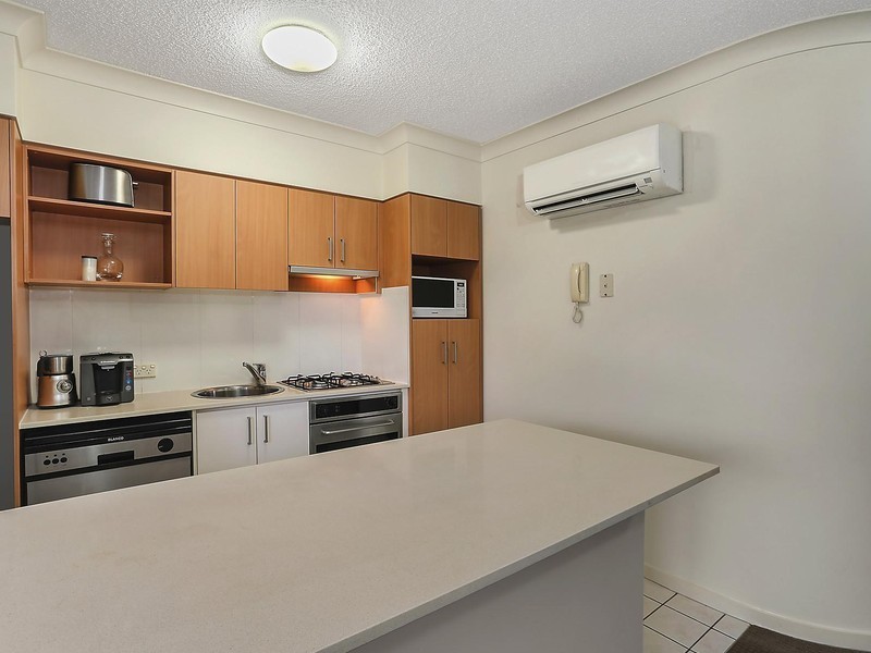 409/21 Patrick Lane, Toowong QLD 4066