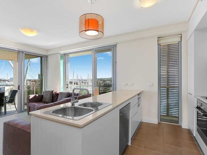 63/18 Tank Street, Brisbane City QLD 4000