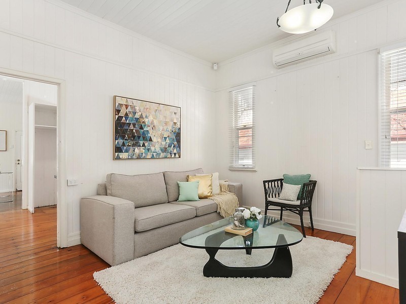 91 Taringa Parade, Indooroopilly QLD 4068