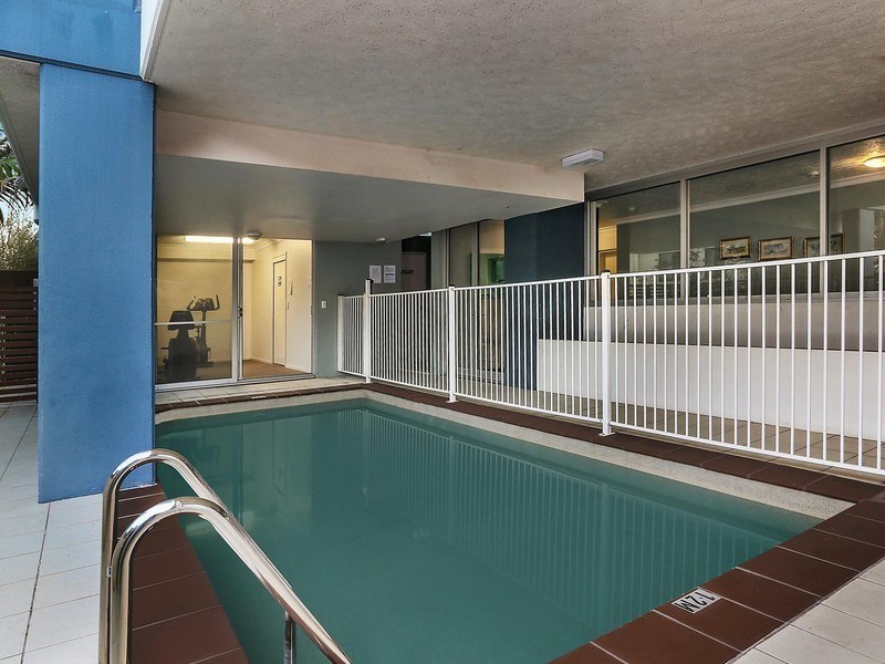 21/16 Grosvenor Road, Indooroopilly QLD 4068