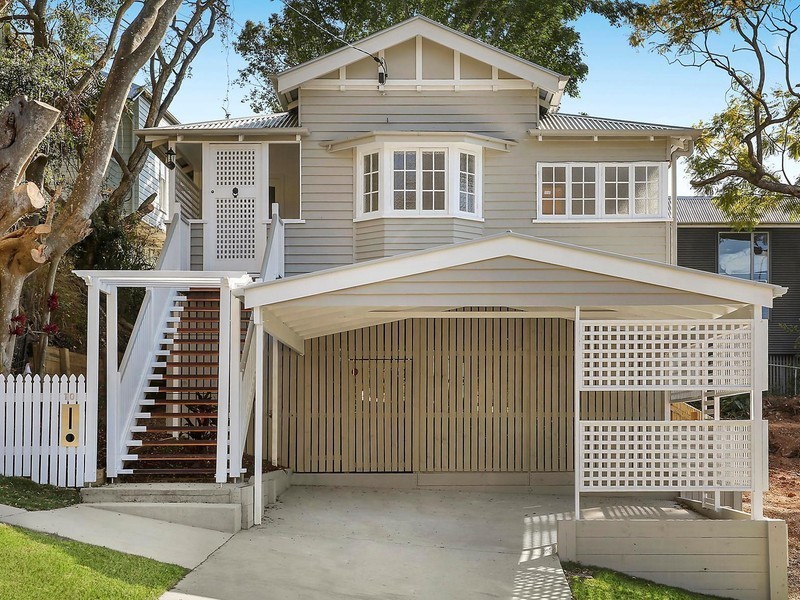 8 Depper Street, St Lucia QLD 4067