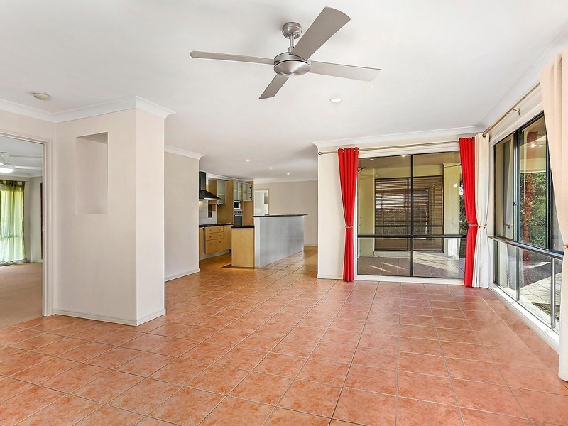 5/16 Leuneah Lane, Karana Downs QLD 4306