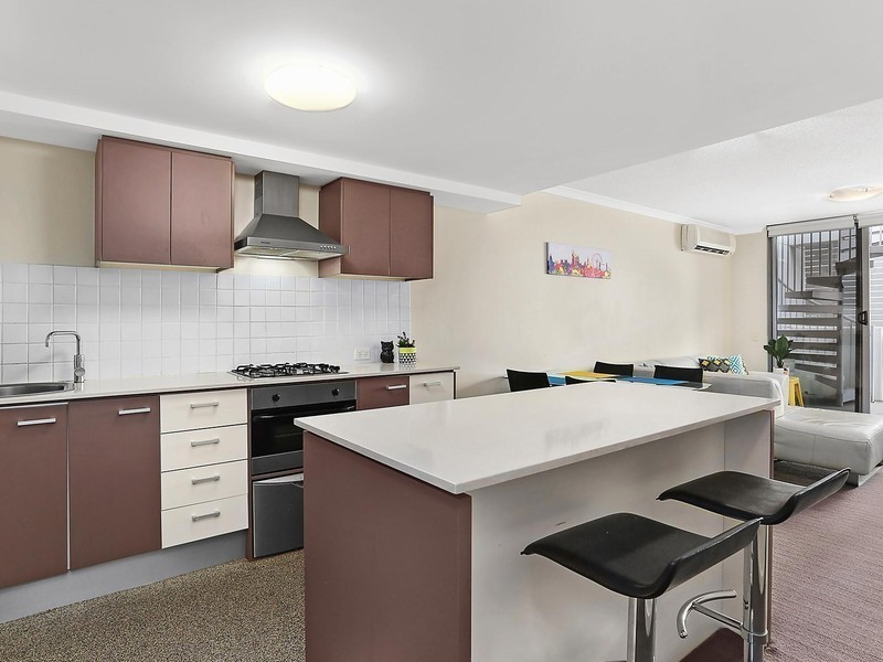 610/8 Cordelia Street, South Brisbane QLD 4101