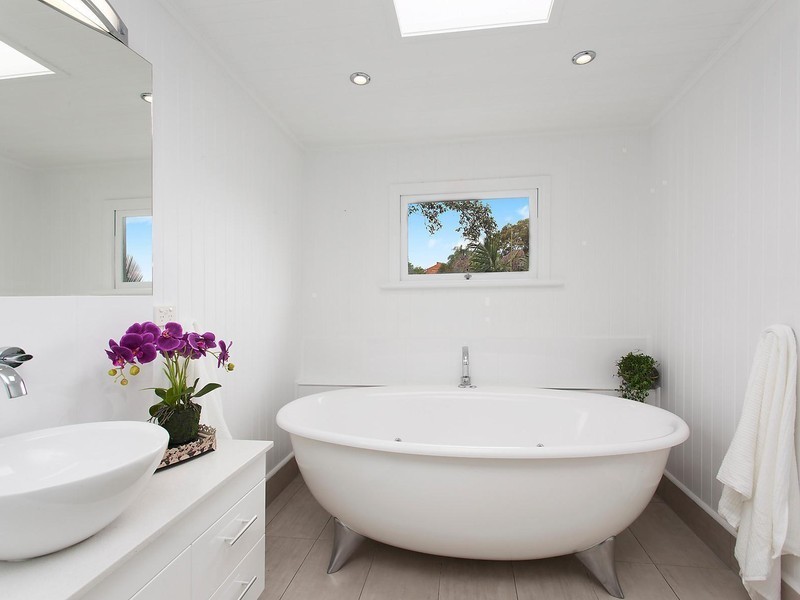 26 Clarence Road, Indooroopilly QLD 4068