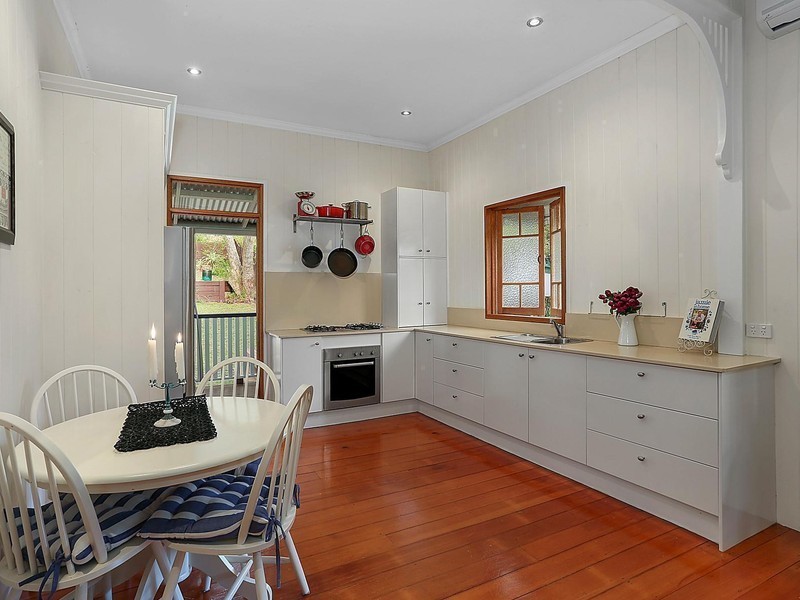 69 Frederick Street, Toowong QLD 4066