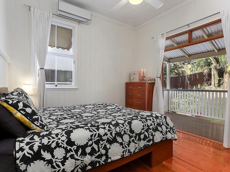 69 Frederick Street, Toowong QLD 4066