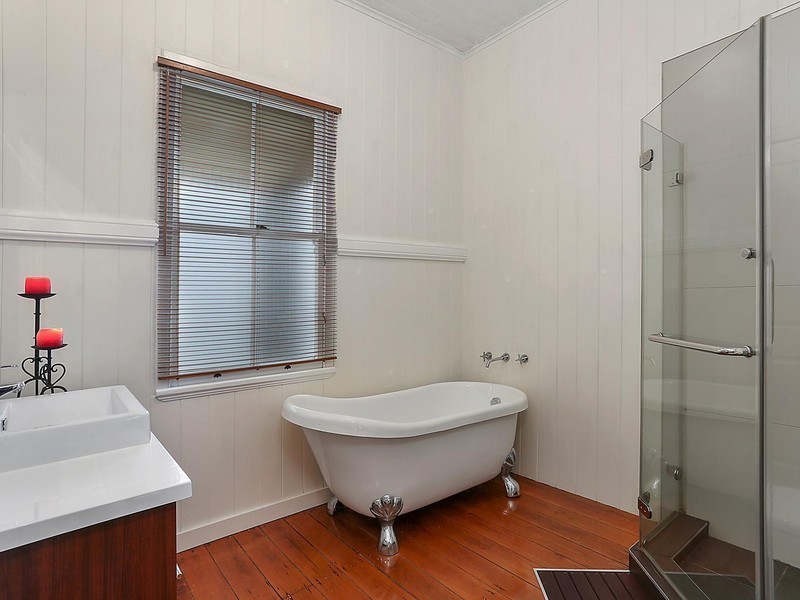 69 Frederick Street, Toowong QLD 4066