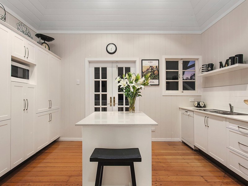 31 Camp Street, Toowong QLD 4066