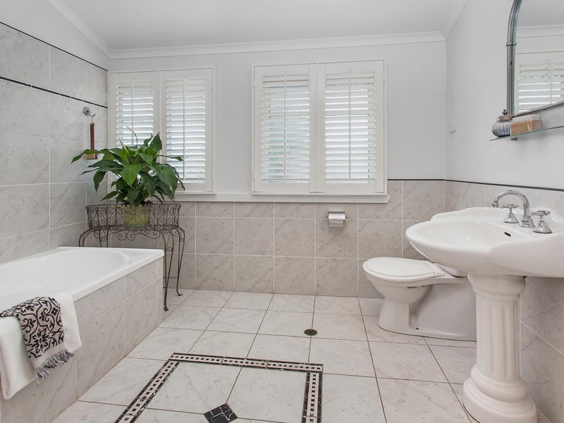 31 Camp Street, Toowong QLD 4066