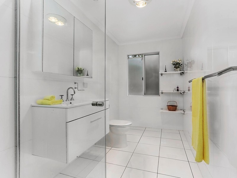 2/47 Josling Street, Toowong QLD 4066