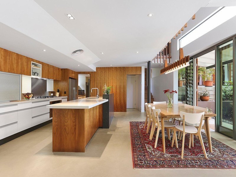 12 Rankin Street, Indooroopilly QLD 4068