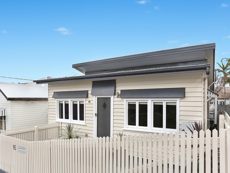 16 Catherine Street, Woolloongabba QLD 4102