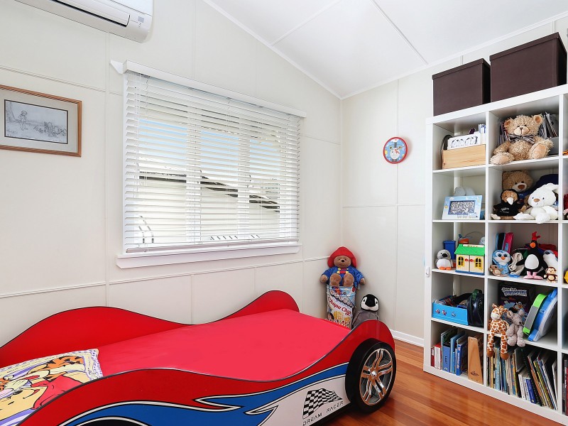 16 Catherine Street, Woolloongabba QLD 4102