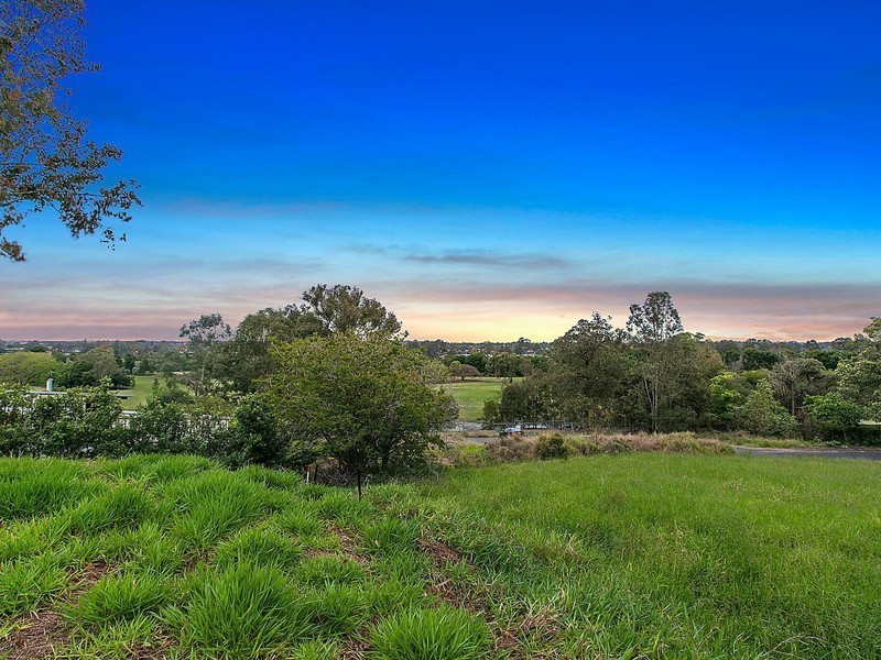 245 Harts Road, Indooroopilly QLD 4068