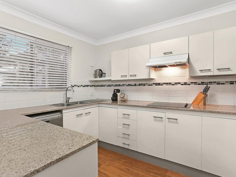 4/37 Alexandra Avenue, Taringa QLD 4068